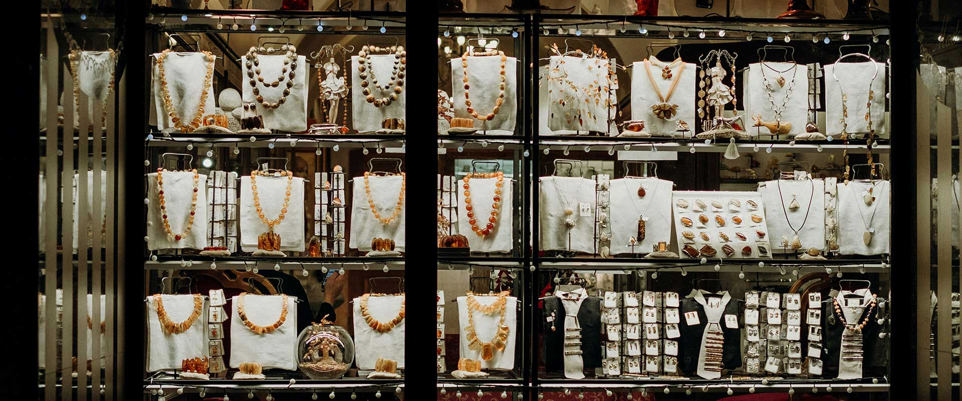 Jewellery Retailer & Wholesale